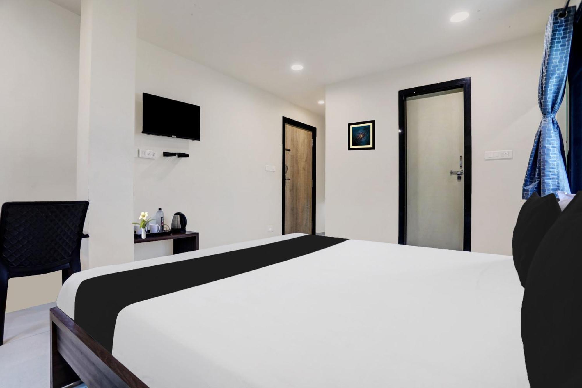 Kākināda Super Hotel O Ashok Nagar Near Jntu College מראה חיצוני תמונה